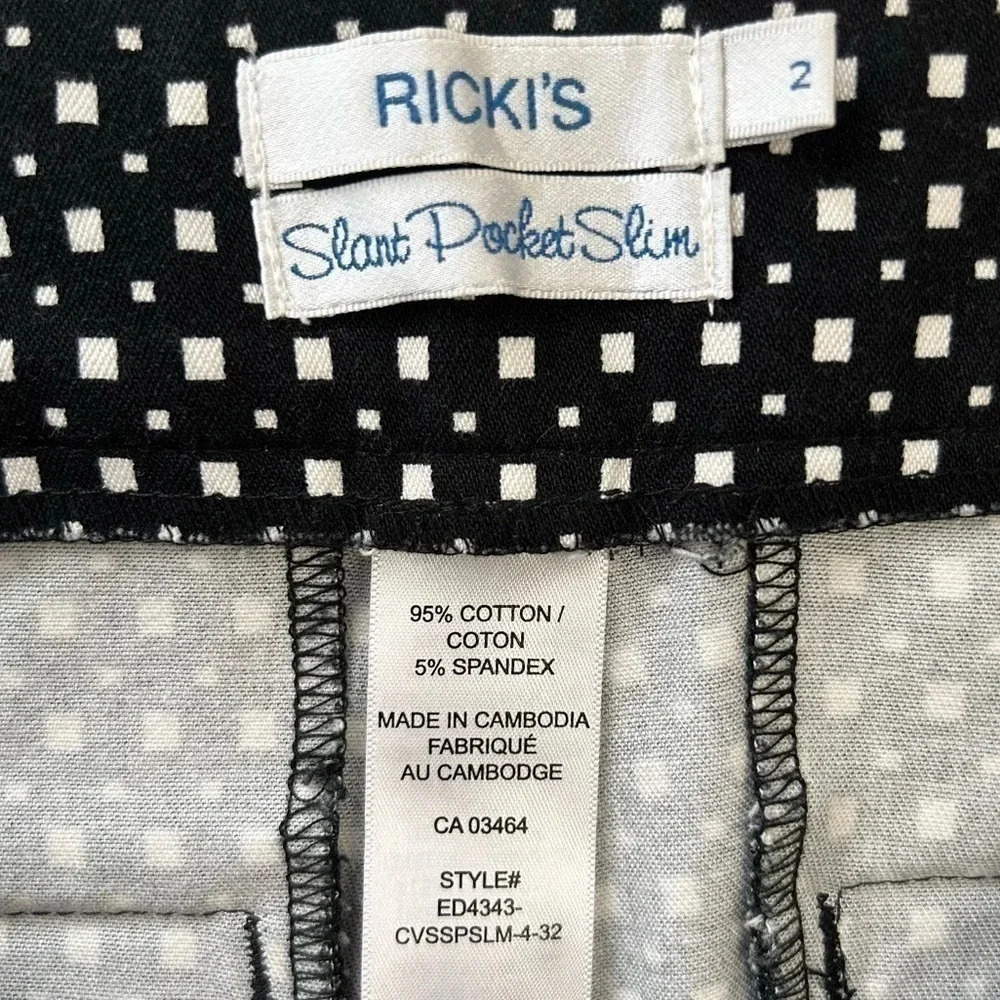 Ricki's Slim Fit Cropped Ankle Pants Slant Pocket Stretch Fit Black White Size 2 - Picture 10 of 16